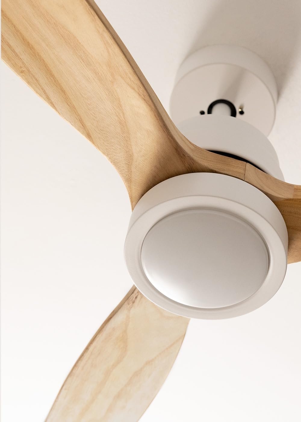WINDSTYLANCE NATURAL WOOD, Ventilateur de plafond avec lumière, Wifi et télécommande, 6 vitesses