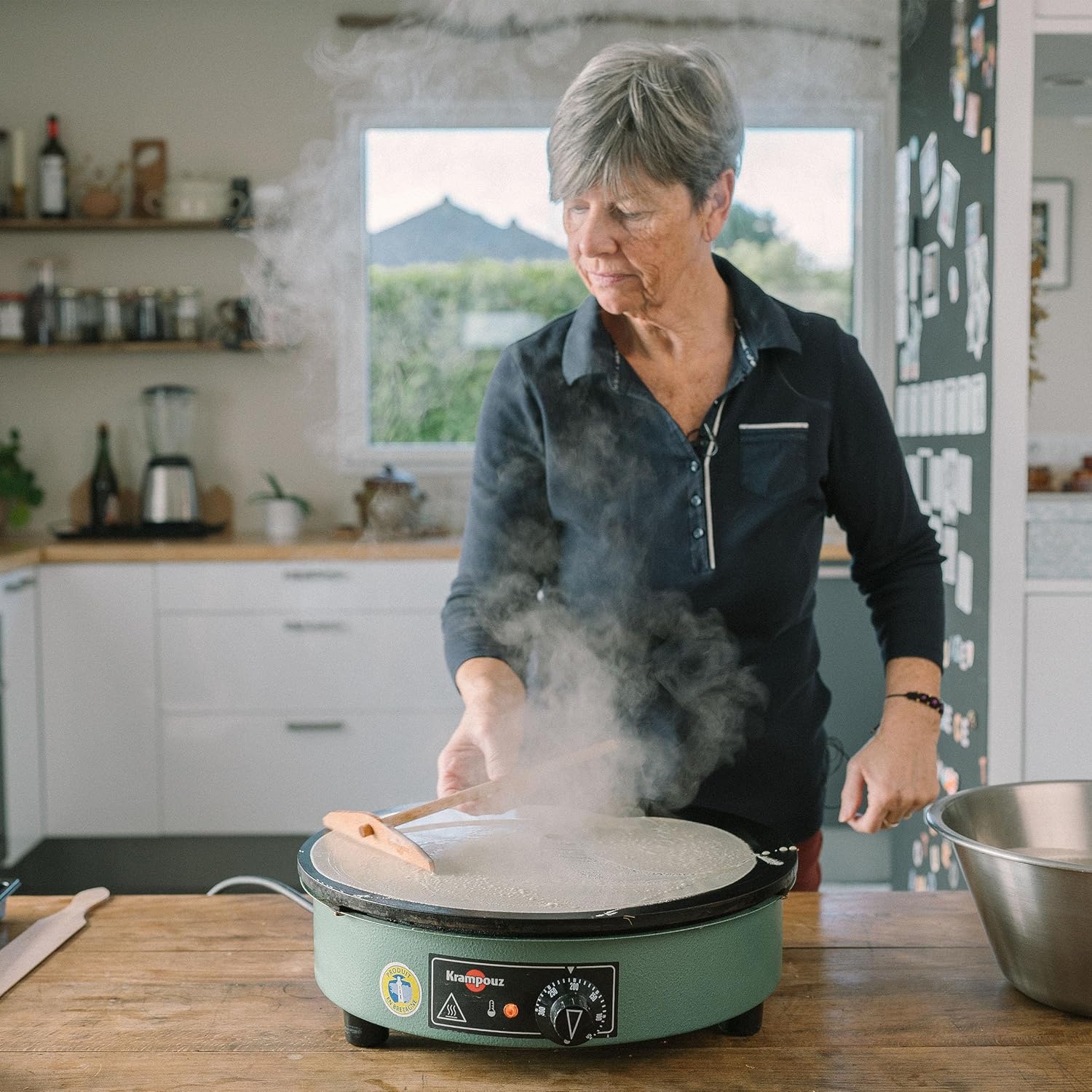 Crêpière Électrique BILLIG - 220-240 Volts et 2500 Watts - Réf CEBPA3AO-KR
