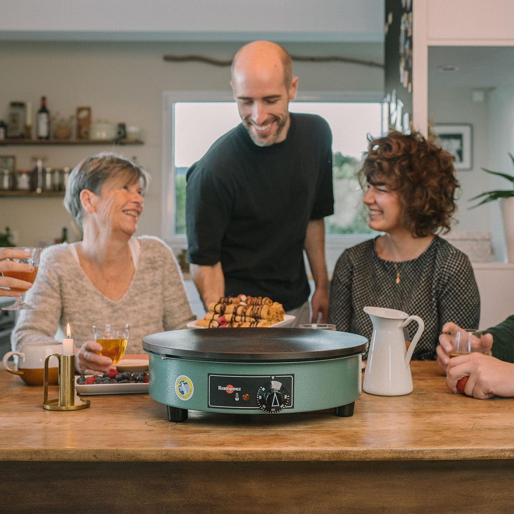 Crêpière Électrique BILLIG - 220-240 Volts et 2500 Watts - Réf CEBPA3AO-KR