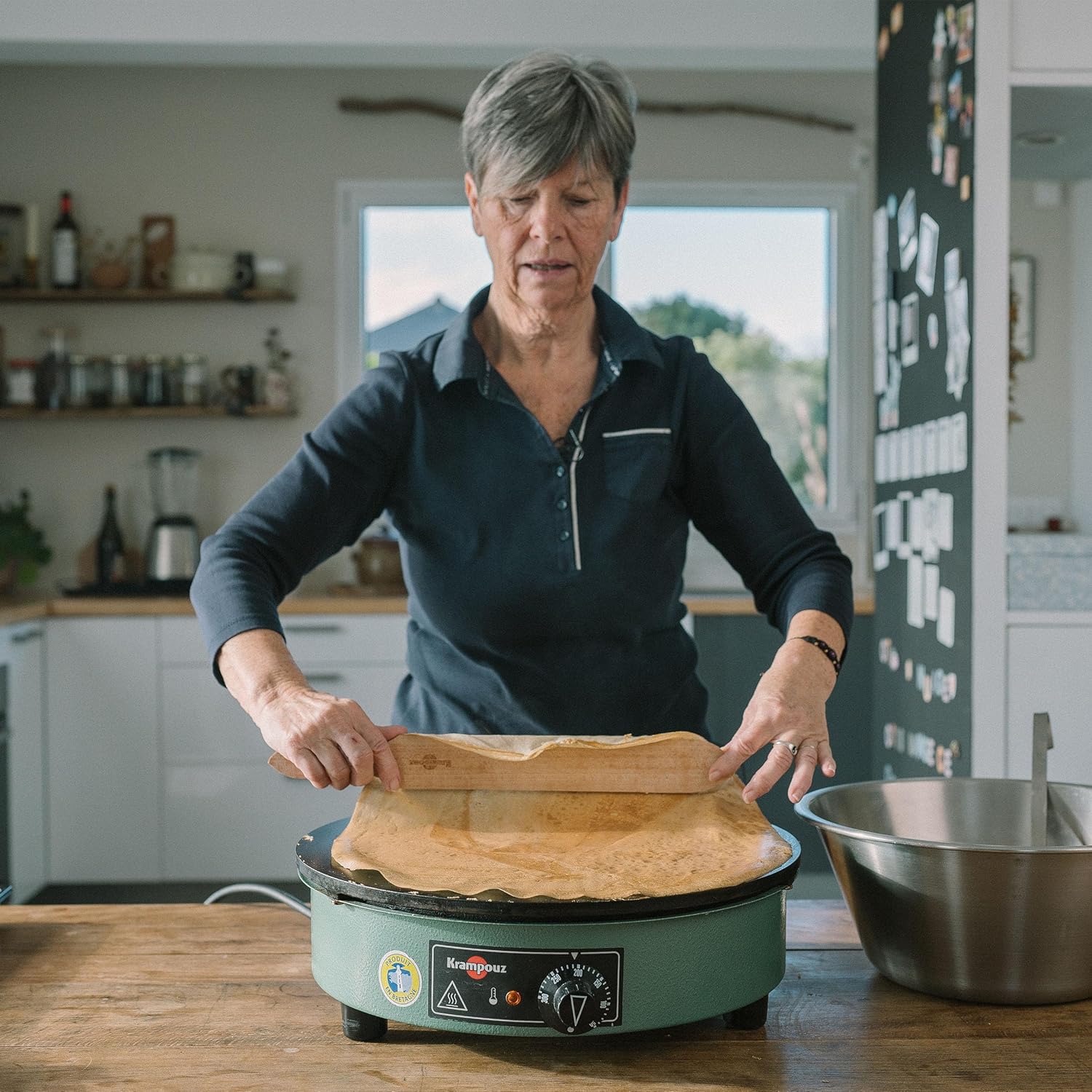 Crêpière Électrique BILLIG - 220-240 Volts et 2500 Watts - Réf CEBPA3AO-KR
