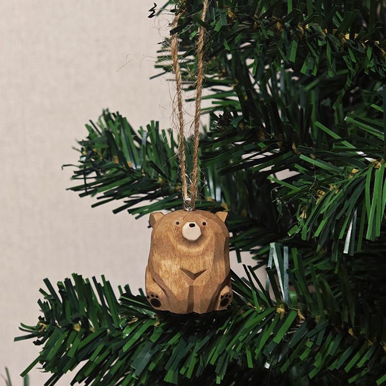 Ours en bois sculpté à la main, statue d'ours, décoration de Noël, décoration de bureau
