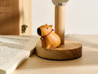 Capybara en bois sculpté à la main avec cloches, décoration de table kawaii