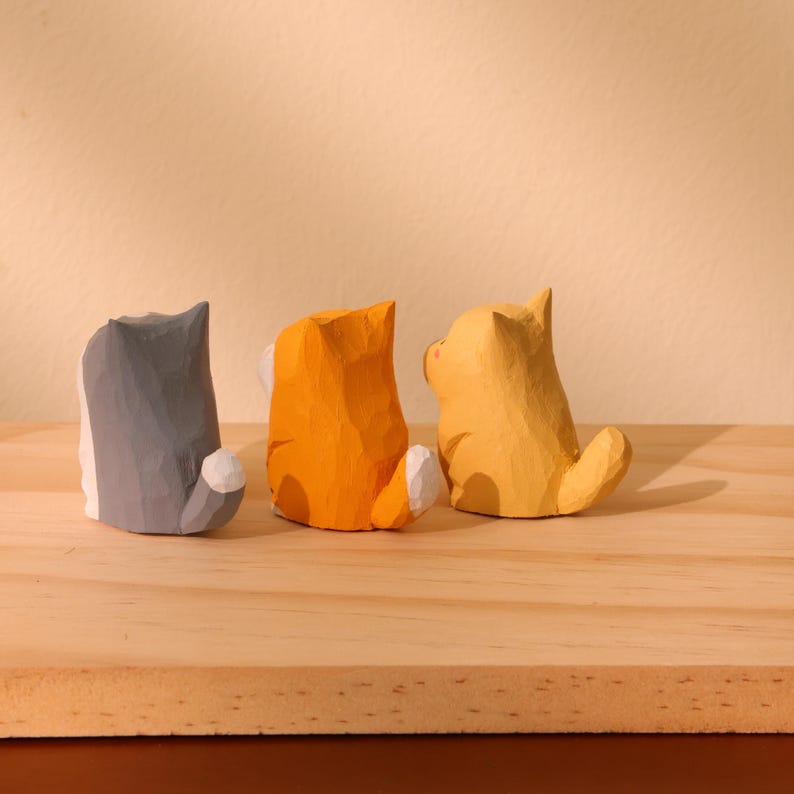Figurine chien shiba inu en bois sculptée à la main, ornement artisanal