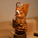 Écureuil en bois sculpté à la main, décoration de Noël rustique, ornement pour arbre