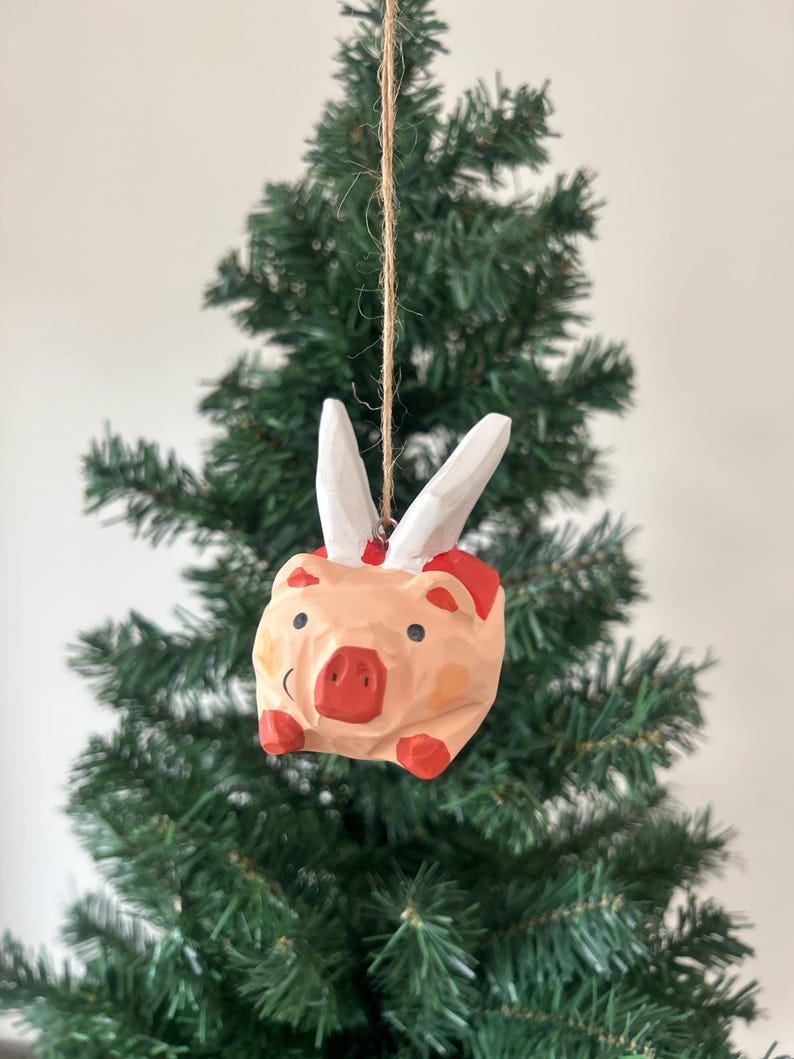 Cochon volant en bois sculpté à la main – Décoration de Noël, 8,1 cm