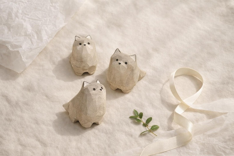 Figurine loup en bois 4,2×4,5 cm - Décoration étagère animalière rustique