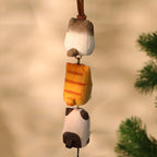 Figurine Animaux Empilés en Bois avec Cloche - Ornement Chat et Carlin, Carillon Éolien Artisanal