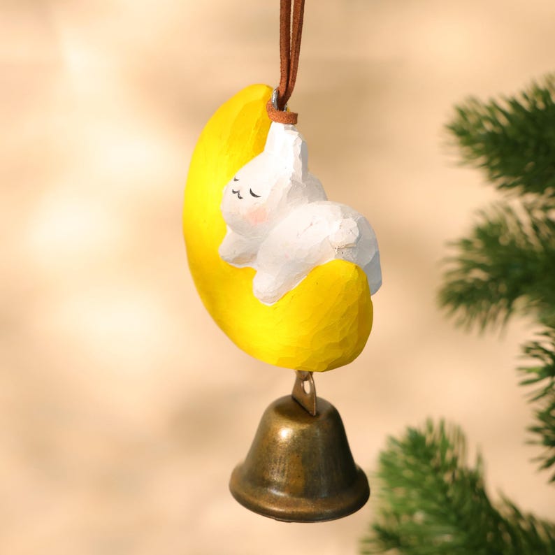 Ornement de cloche animal lune en bois, décoration suspendue chien et chat, carillon sculpté main