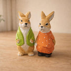 Couple de lapins en bois sculpté à la main, décoration de Pâques rustique, figurine de printemps