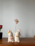 Couple Lapin en Bois Figurine Peinte à la Main 5x9cm Décoration de Pâques