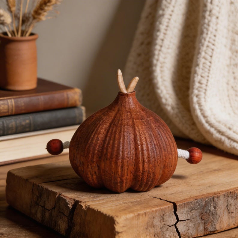 Figurine gland en bois macramé, décoration étagère cottagecore 6,3 cm