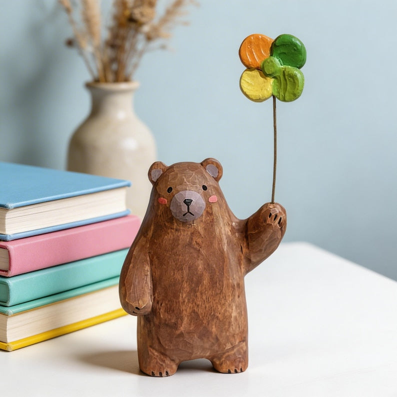 Figurine d'ours en bois sculptée à la main, ours avec ballon, 10 cm, décoration d'étagère