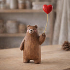 Figurine ours en bois avec ballon | Décoration animalière bois naturel | Ornement fait main | Ours brun ou blanc 10 cm