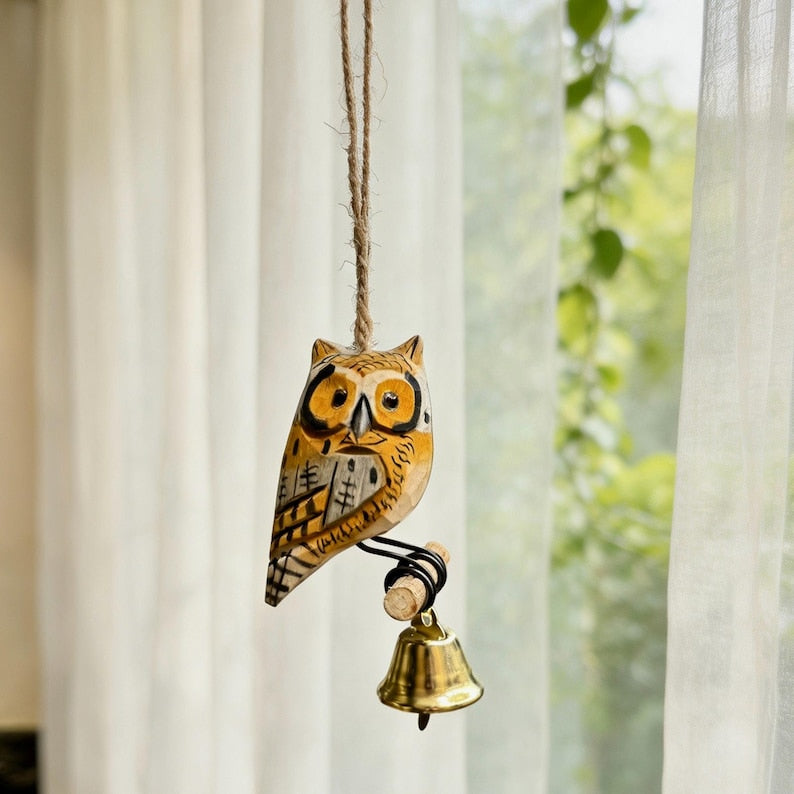 Carillons éoliens hibou en bois sculpté à la main avec cloche, décoration suspendue rustique