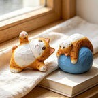 Figurine de chat yoga en bois massif sculptée à la main, décoration de bureau chaton tigré, cadeau pour amateur de yoga